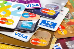How Many Credit Cards Should You Have? My Credit Score with One Credit Card